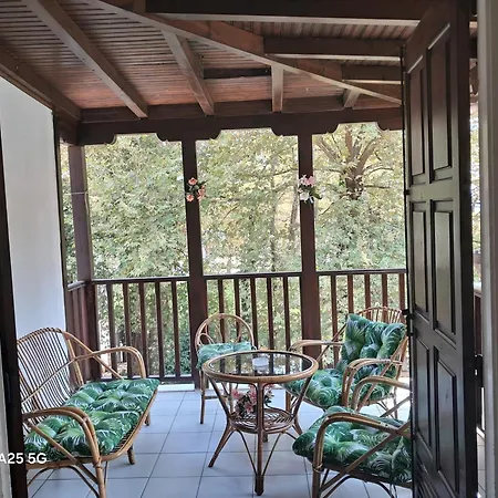 Paradise In Ai Giannis Apartamento *
